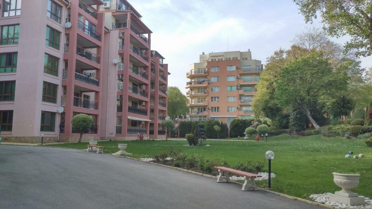 Luxury Sunrise Complex Apartment Zlate písky Exteriér fotografie